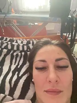 Veronicavirus online show from October 25, 7:49 am