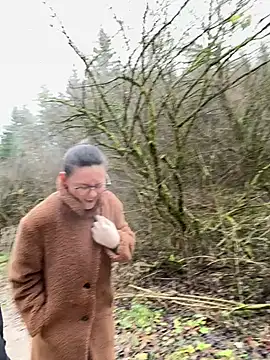 AvaFlowers6 online show from December 17, 8:31 am