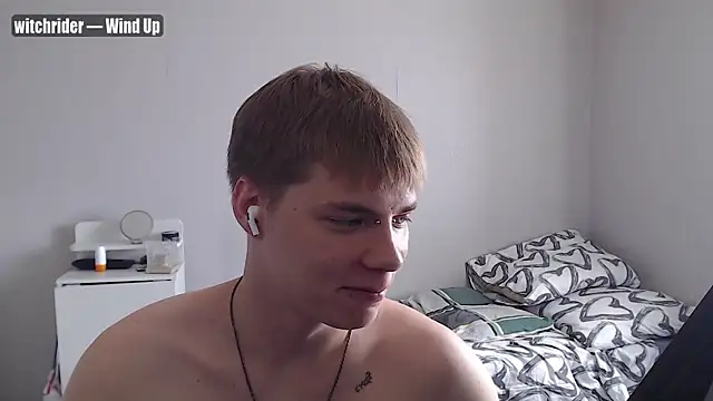 Snapshot of yourlildemon chatting on June 27, 1:06 pm yourlildemon online show from June 27, 1:06 pm