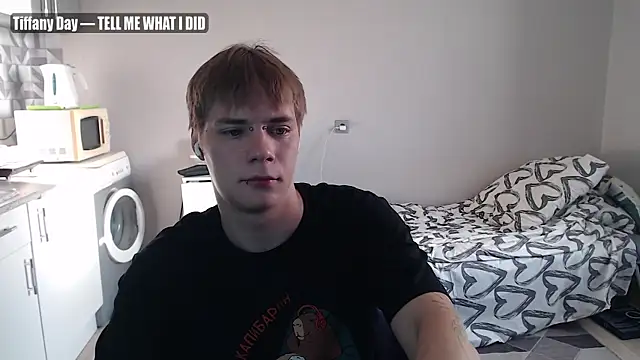 Snapshot of yourlildemon chatting on July 19, 4:22 pm yourlildemon online show from July 19, 4:22 pm
