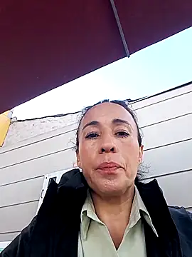 Coeur de luxure online show from April 4, 12:57 pm