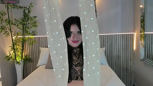 GeorginaReyes online show from March 13, 11:16 pm