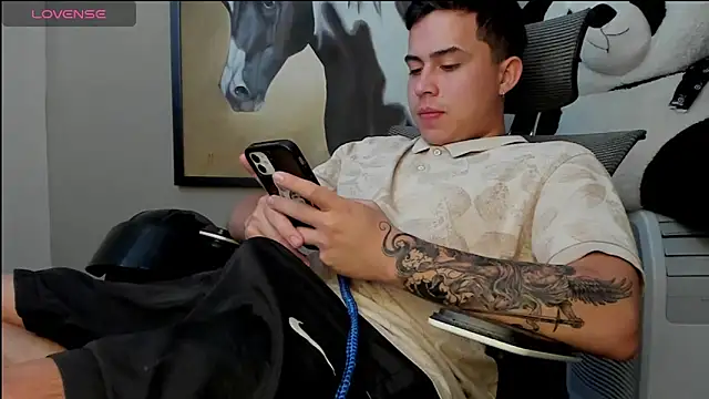 mattiwsmorris  online show from September 13, 3:12 pm