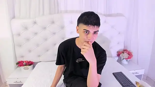 frank jhonsson online show from September 20, 5:14 pm