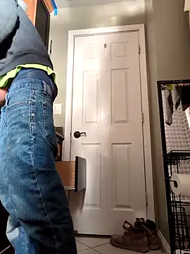 Snapshot of QueenM3 chatting on February 27, 9:58 pm QueenM3 online show from February 27, 9:58 pm