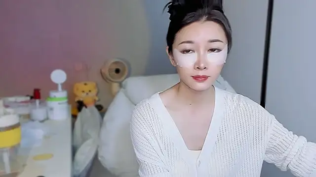 Snapshot of A_dabo chatting on December 3, 7:49 am A dabo online show from December 3, 7:49 am