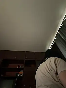 Naughtbaby 2025 online show from April 8, 1:22 pm