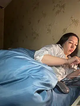 Snapshot of Naughtbaby_2025 chatting on May 8, 1:22 am Naughtbaby 2025 online show from May 8, 1:22 am