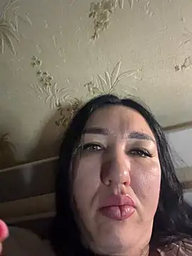 Snapshot of Naughtbaby_2025 chatting on May 16, 11:25 pm Naughtbaby 2025 online show from May 16, 11:25 pm