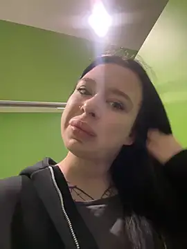 AlishaPrettyBlade online show from February 27, 5:51 am