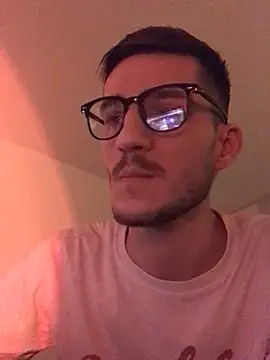 yoyoboy988 online show from February 18, 9:42 pm