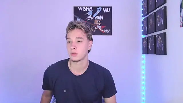 Snapshot of jack_walker190 chatting on October 8, 9:01 pm jack walker190 online show from October 8, 9:01 pm