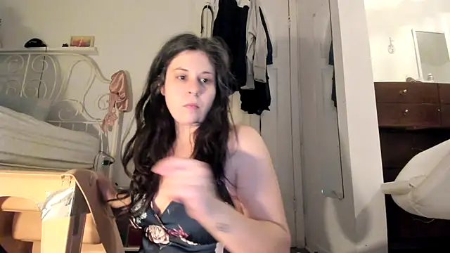 Snapshot of Rosiee69_ chatting on February 24, 12:37 pm Rosiee69  online show from February 24, 12:37 pm