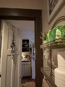 Snapshot of Rosiee69_ chatting on February 24, 11:52 pm Rosiee69  online show from February 24, 11:52 pm