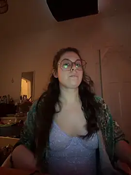 Snapshot of Rosiee69_ chatting on March 7, 12:01 pm Rosiee69  online show from March 7, 12:01 pm