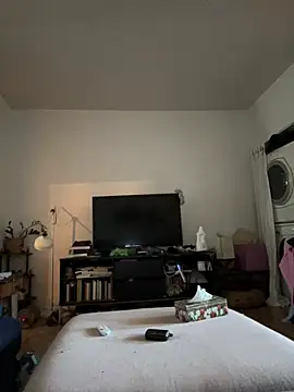 Snapshot of Rosiee69_ chatting on March 18, 1:09 pm Rosiee69  online show from March 18, 1:09 pm