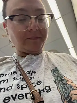 HTXBELLE online show from February 25, 11:03 pm