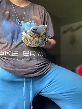 HTXBELLE online show from April 5, 6:49 pm