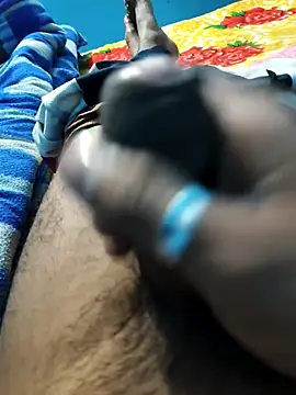 Snapshot of 766yuvi chatting on February 26, 6:37 am 766yuvi online show from February 26, 6:37 am