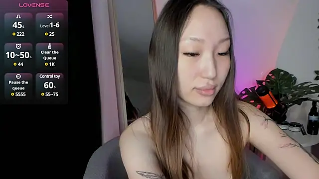 Snapshot of Christine_Carlson chatting on March 7, 8:44 pm Christine Carlson online show from March 7, 8:44 pm