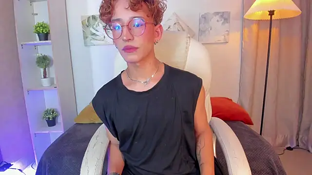 iiangel  online show from December 4, 3:16 am