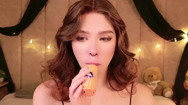 Sierra Fane online show from October 2, 5:58 am