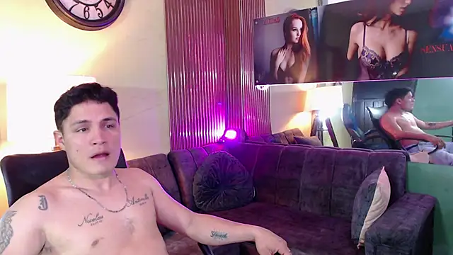 Snapshot of SaraClub_JY chatting on March 25, 11:22 pm SaraClub JY online show from March 25, 11:22 pm
