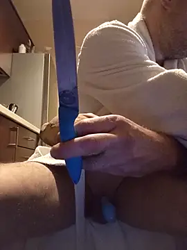 Snapshot of Luci1982Brazzers chatting on October 3, 7:55 pm Luci1982Brazzers online show from October 3, 7:55 pm