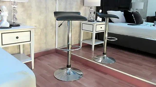 Snapshot of NahomyCarther chatting on January 18, 4:27 am NahomyCarther online show from January 18, 4:27 am