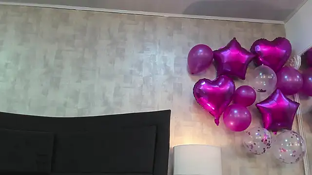 Snapshot of NahomyCarther chatting on February 15, 11:23 pm NahomyCarther online show from February 15, 11:23 pm