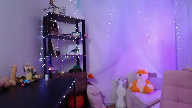 Elise Nyx online show from March 28, 7:57 pm