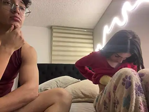 DesireLuxe online show from April 7, 8:37 am