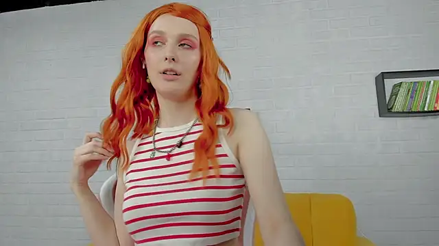 Snapshot of KristinMoore chatting on February 26, 11:20 am KristinMoore online show from February 26, 11:20 am