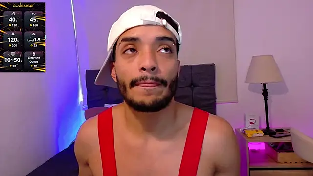 Snapshot of eross_chipre_ chatting on February 26, 10:31 pm eross chipre online show from February 26, 10:31 pm