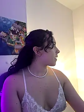 Snapshot of ammy_e chatting on September 10, 1:49 am ammy e online show from September 10, 1:49 am