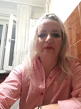 LadyTouch online show from April 16, 6:52 pm