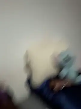 Snapshot of lola__med chatting on October 11, 2:59 pm lola med online show from October 11, 2:59 pm