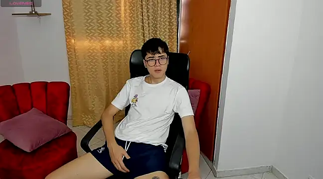 liam orion online show from February 22, 7:03 pm