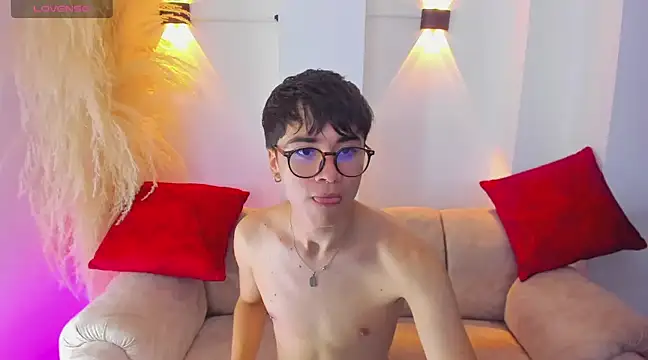 liam orion online show from March 19, 5:17 pm