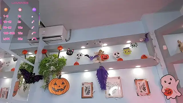 MeliissaAdams online show from October 31, 1:23 pm