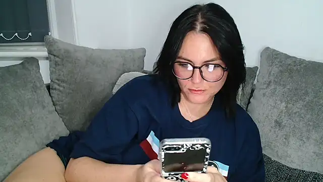 Snapshot of Xx_Mia_R_xX chatting on September 17, 11:50 pm Xx Mia R xX online show from September 17, 11:50 pm
