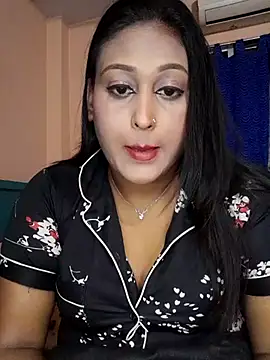 Snapshot of hotlovr chatting on March 4, 10:16 pm hotlovr online show from March 4, 10:16 pm