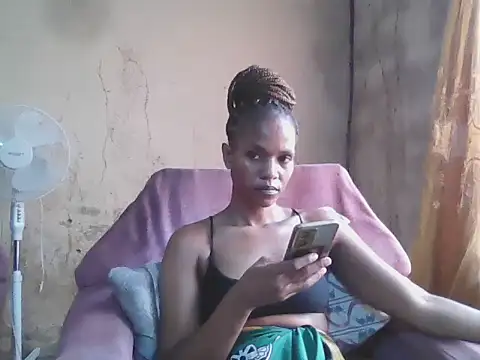 Snapshot of sexybigass31 chatting on February 11, 6:51 am sexybigass31 online show from February 11, 6:51 am