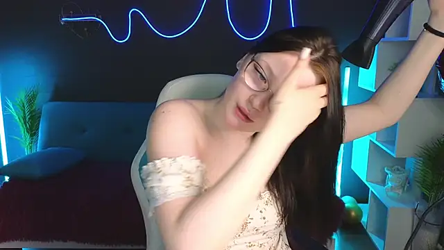 milliedoll online show from March 19, 8:34 am