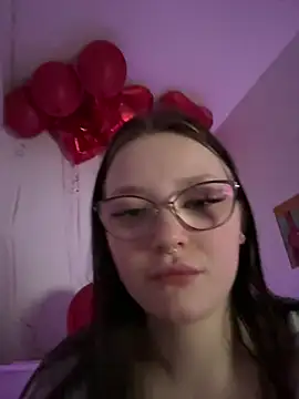 milliedoll online show from March 22, 7:20 pm