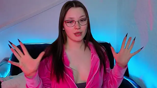 milliedoll online show from October 6, 7:17 am