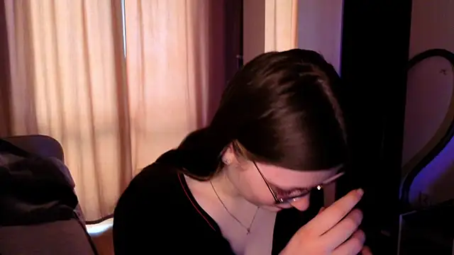 milliedoll online show from April 10, 9:58 am