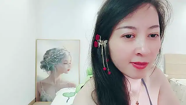 Snapshot of Dazzlebean chatting on March 17, 3:26 pm Dazzlebean online show from March 17, 3:26 pm