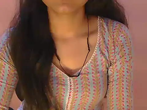 Cute Pihu01 online show from February 5, 11:09 pm