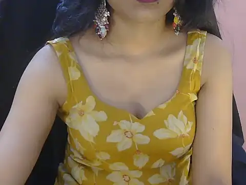 Cute Pihu01 online show from May 27, 7:00 pm